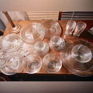 Vintage Manhattan Crystal depression Dinnerware Set of 14 pieces.